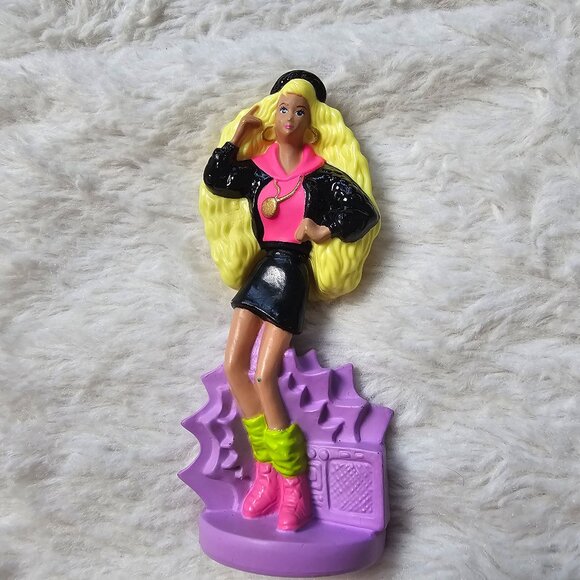 Vintage 1992 McDonald's Happy Meal Rockin' Rappin' Barbie Toy Figure Mattel - Picture 1 of 4